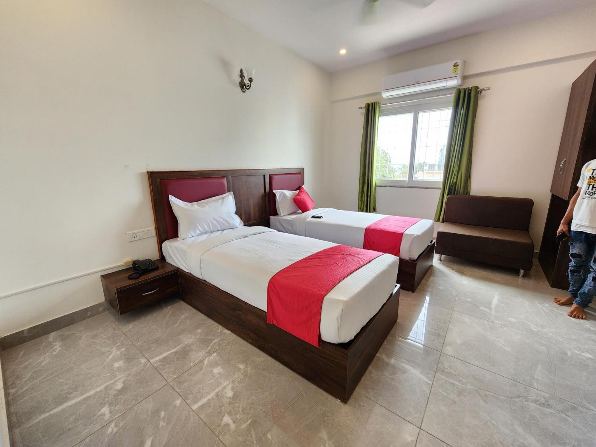 Hotel Dreams Inn Bengaluru Kültér fotó