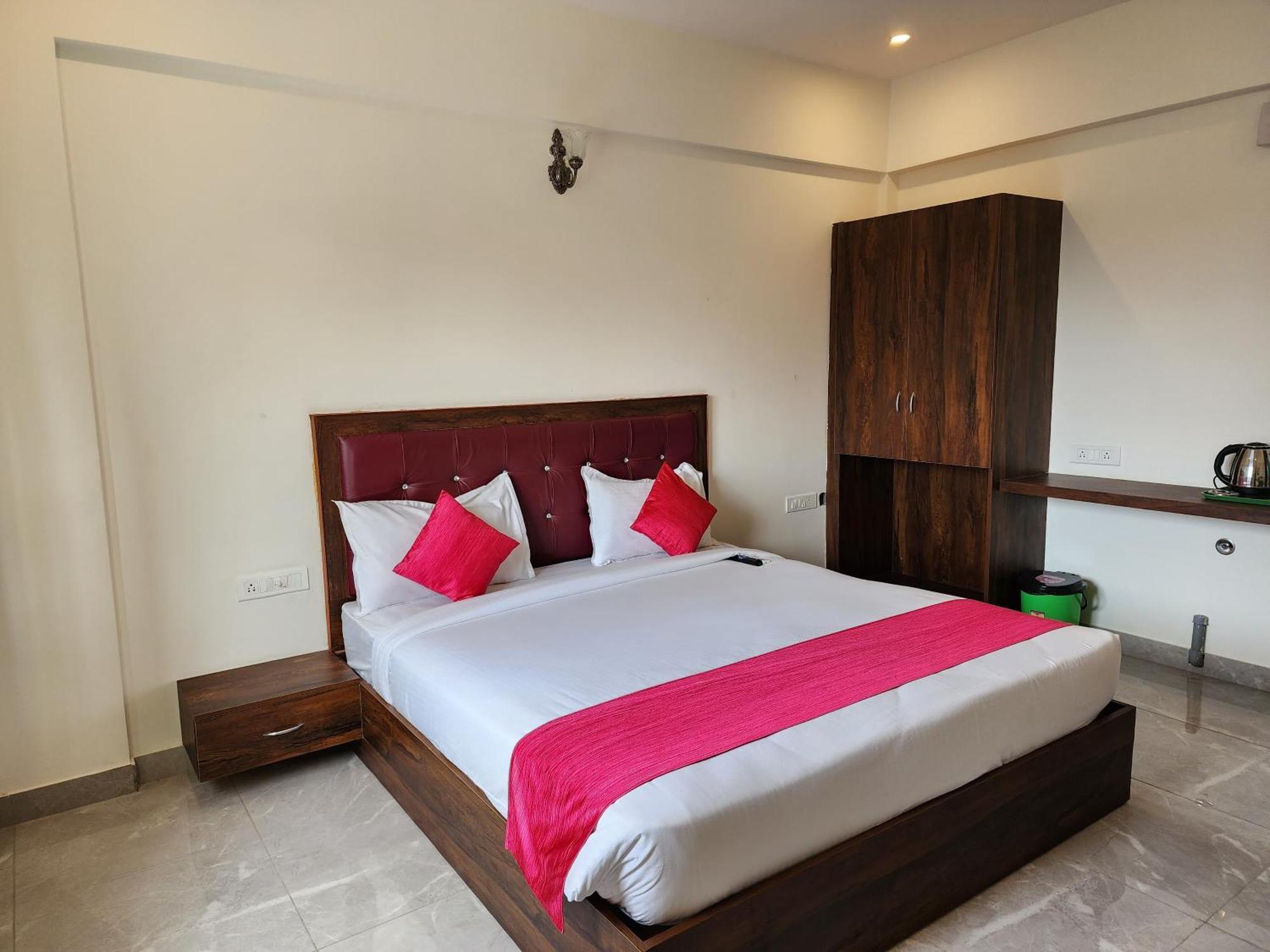Hotel Dreams Inn Bengaluru Kültér fotó